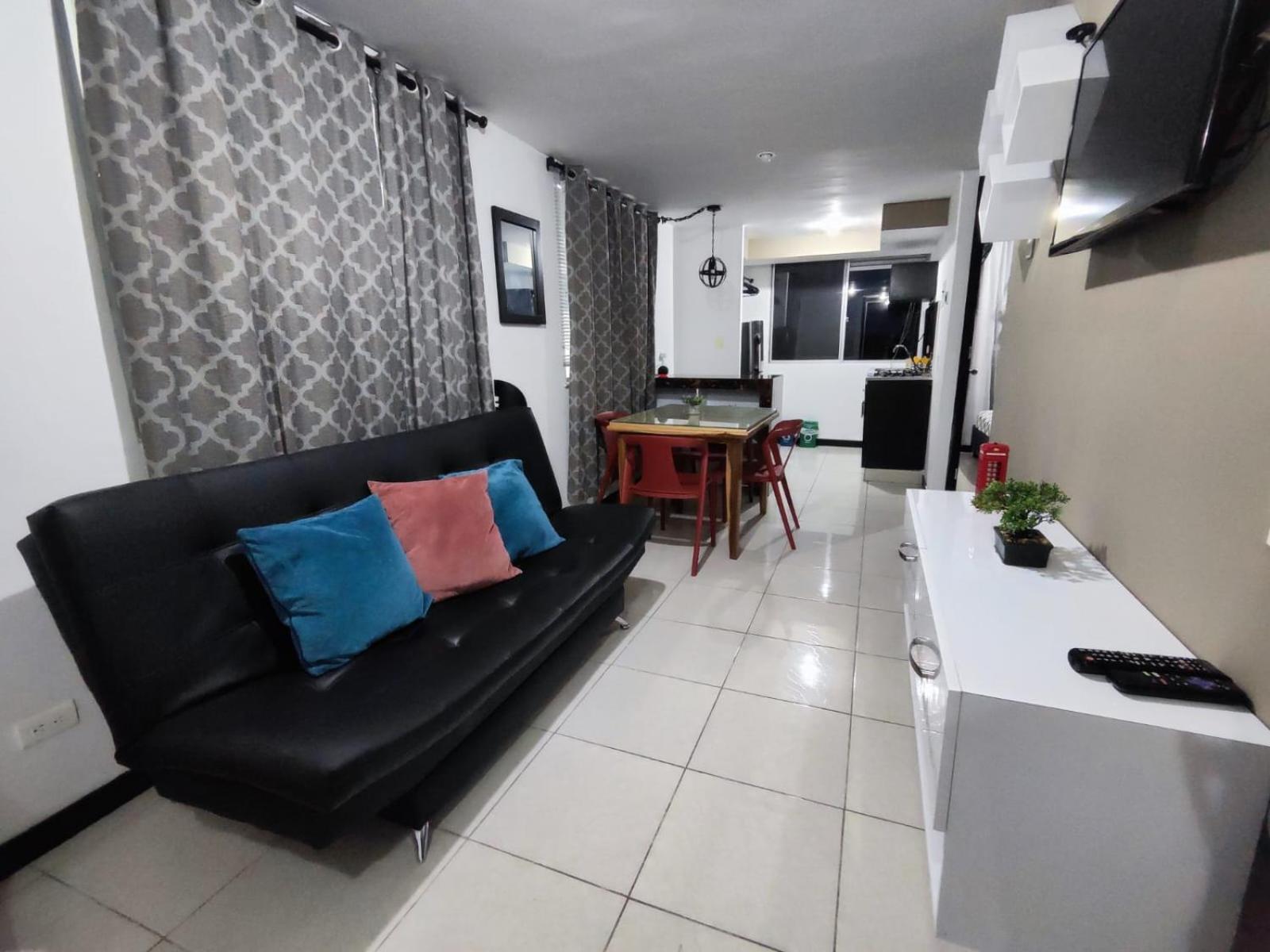 Apartamento Cerca Parque Del Cafe Con Piscina Montenegro Bagian luar foto